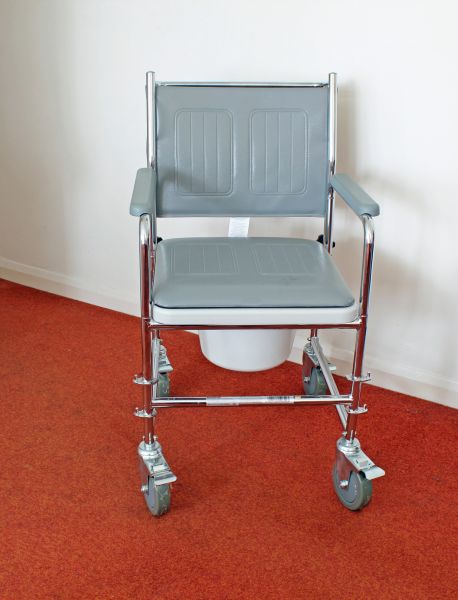 Commode Replacement in Hudson